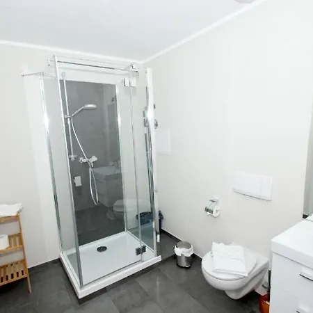 Apartament Appartementhaus Mit Balkon 300 M Bis Zum Hsr *