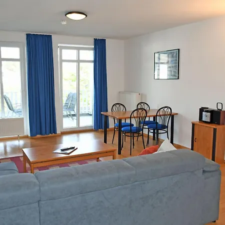 Appartementhaus Mit Balkon 300 M Bis Zum Hsr Apartament *