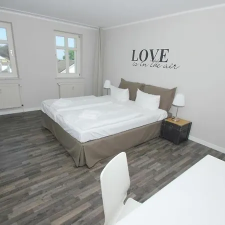 Apartament Appartementhaus Mit Balkon 300 M Bis Zum Hsr