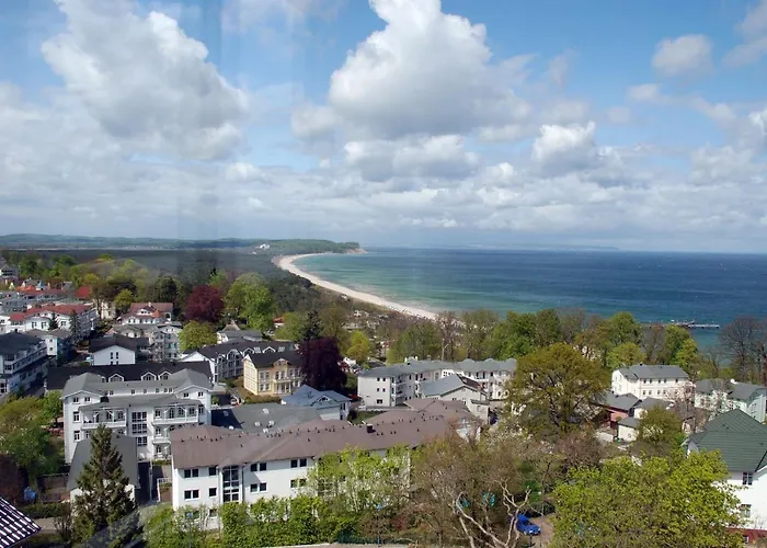 Appartementhaus Mit Balkon 300 M Bis Zum Hsr Апартаменты *