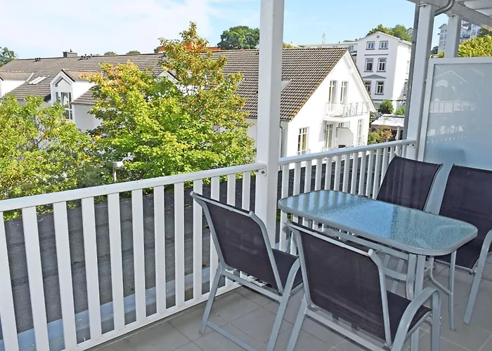 Appartementhaus Mit Balkon 300 M Bis Zum Hsr *